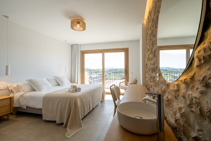 Განსაკუთრებული სივრცე. Შეარჩიეთ ჩვენი საოცნებო საძინებელი.