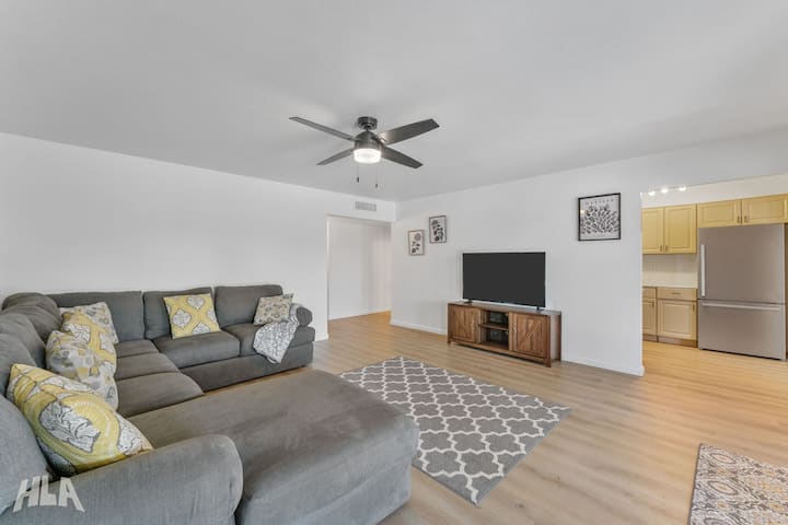 Centrally Located 4 Bedroom Home 2 Bathroom - Yuma, AZ