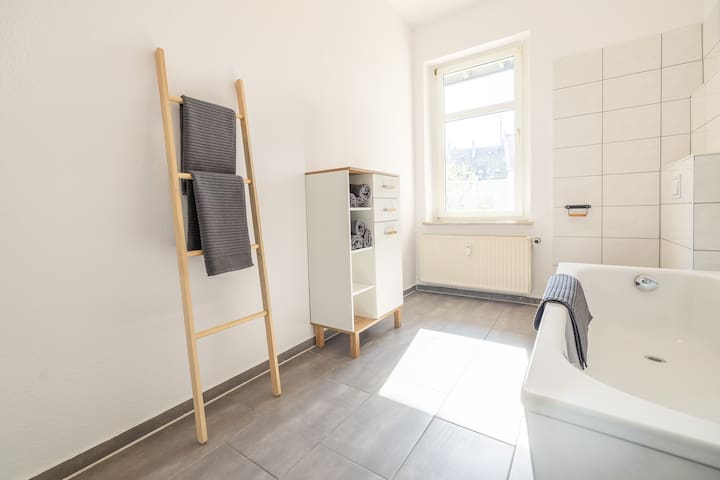 LeHaStays - LeHa Invest GmbH managed Airbnb listing 3