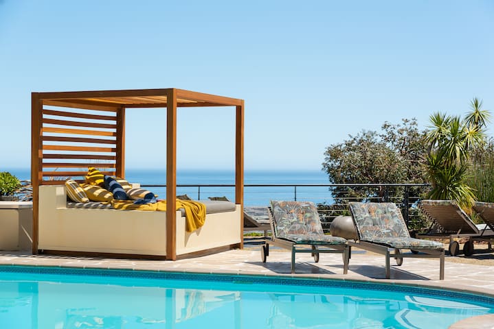 Villa 15 Woodford – Sea. Sky. Splash.