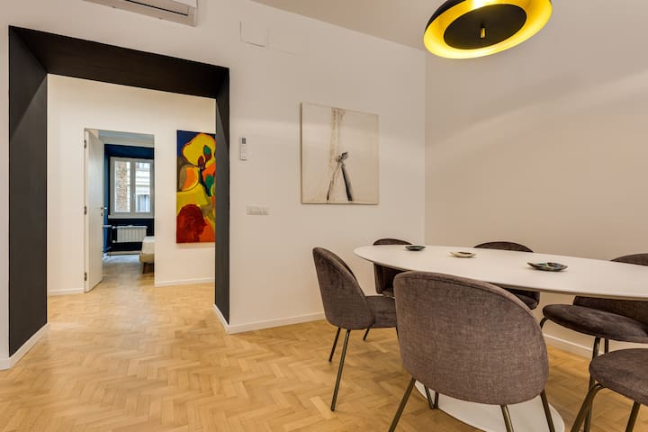 Saint Peter’s Luxury Design Apartment