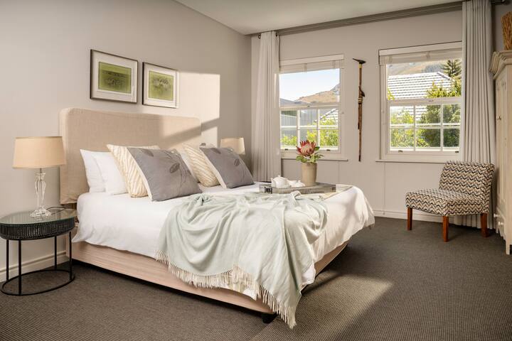 Cloud House – Sea. Sky. Escape. gallery image 2