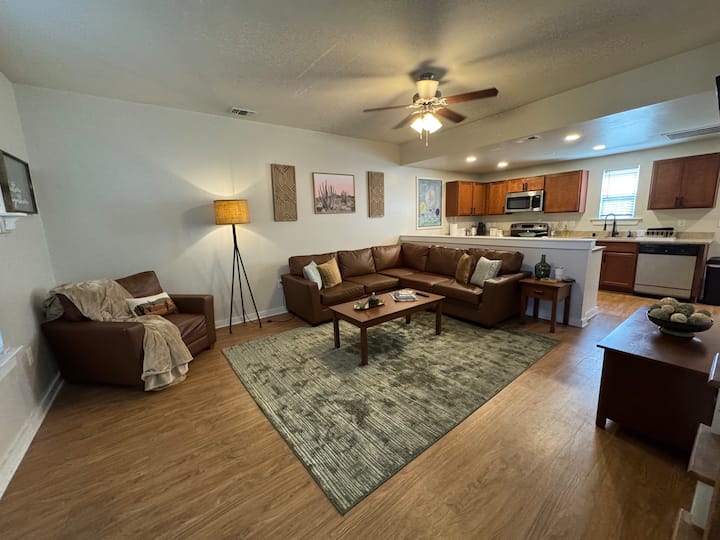 Townhouse In Albuquerque, Nm - New Mexico