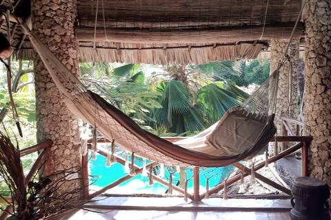 Moringa tree villa&big pool  5 minutes walk to sea