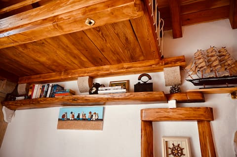 Top performing Airbnb: Holiday House "Trovna" in Općina Pučišća