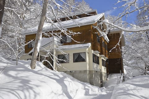 Wolke Lodge - Myoko and More