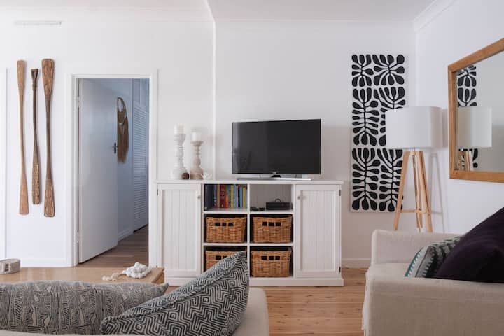 Avalon Beach Cottage. - Northern Beaches Council