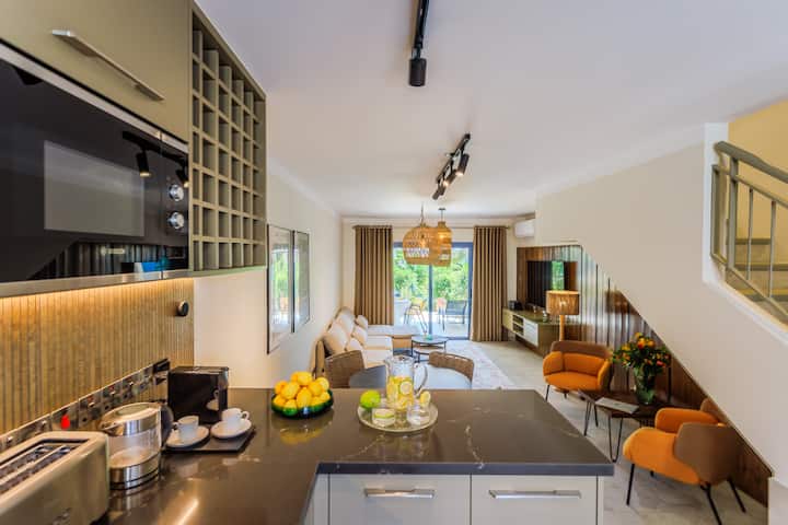 All Seasons Boutique Townhouse - Pafo