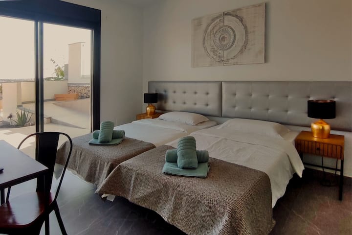 საძინებელი 4