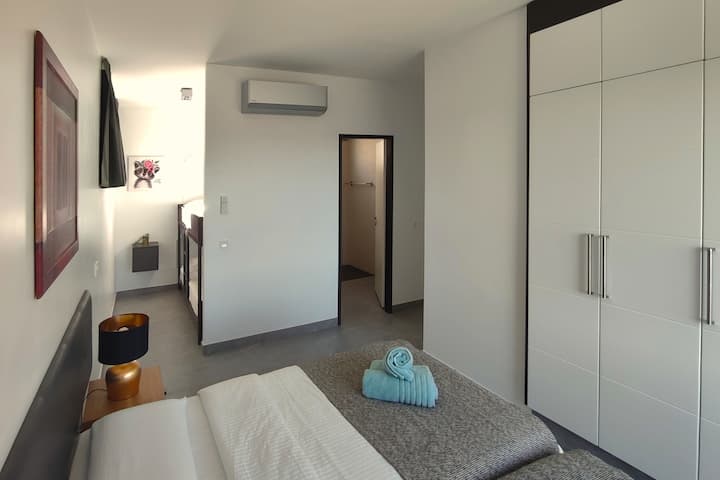 საძინებელი 1