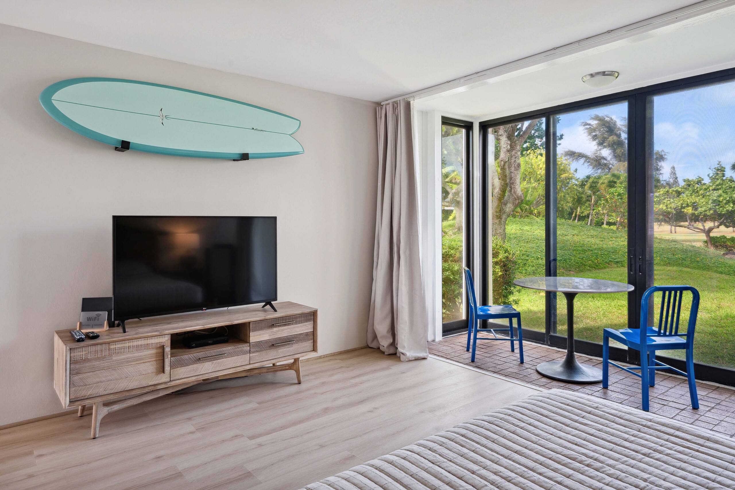 Condo in Kahuku · ★4.67 · Studio · 2 beds · 1 private bath - Image 11