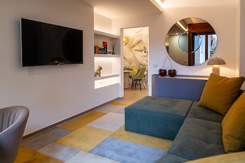 Annuncio Airbnb popolare: NEW Charme apt. P5 luxury | 2 bedroom | City life a Milano