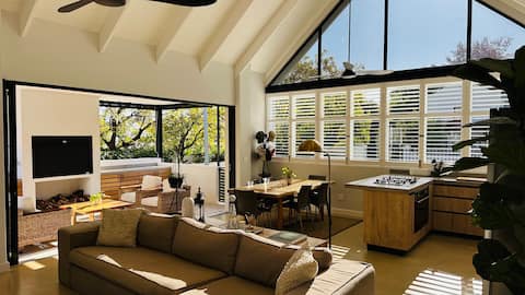 Franschhoek Chic | Comfort 2-Bedroom Stay