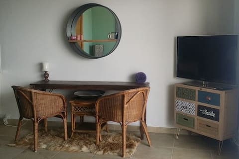 Propiedad de Airbnb exitosa: Apartment in Calafell Playa, facing the sea. en Calafell