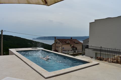 Villa AnDa Brseč, 3 APP, base