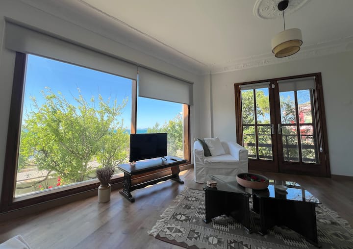 Seaside Villa With Garden | Floor 1 - Urla