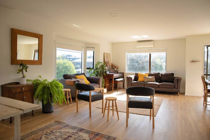 Sunny, Stylish & Spacious - 芒格努伊山