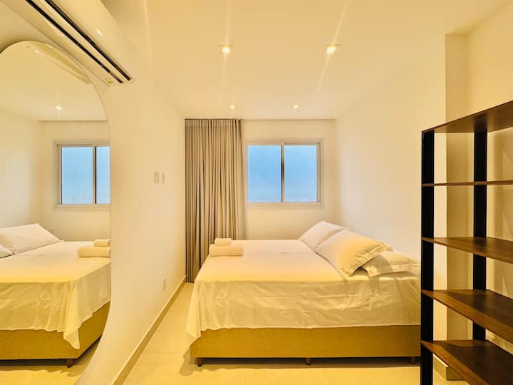 Მათთვის, ვისაც ერთზე მეტი ბალიშით ძილი უყვარს, მოიმარჯვეთ და ჩაეხუტეთ 