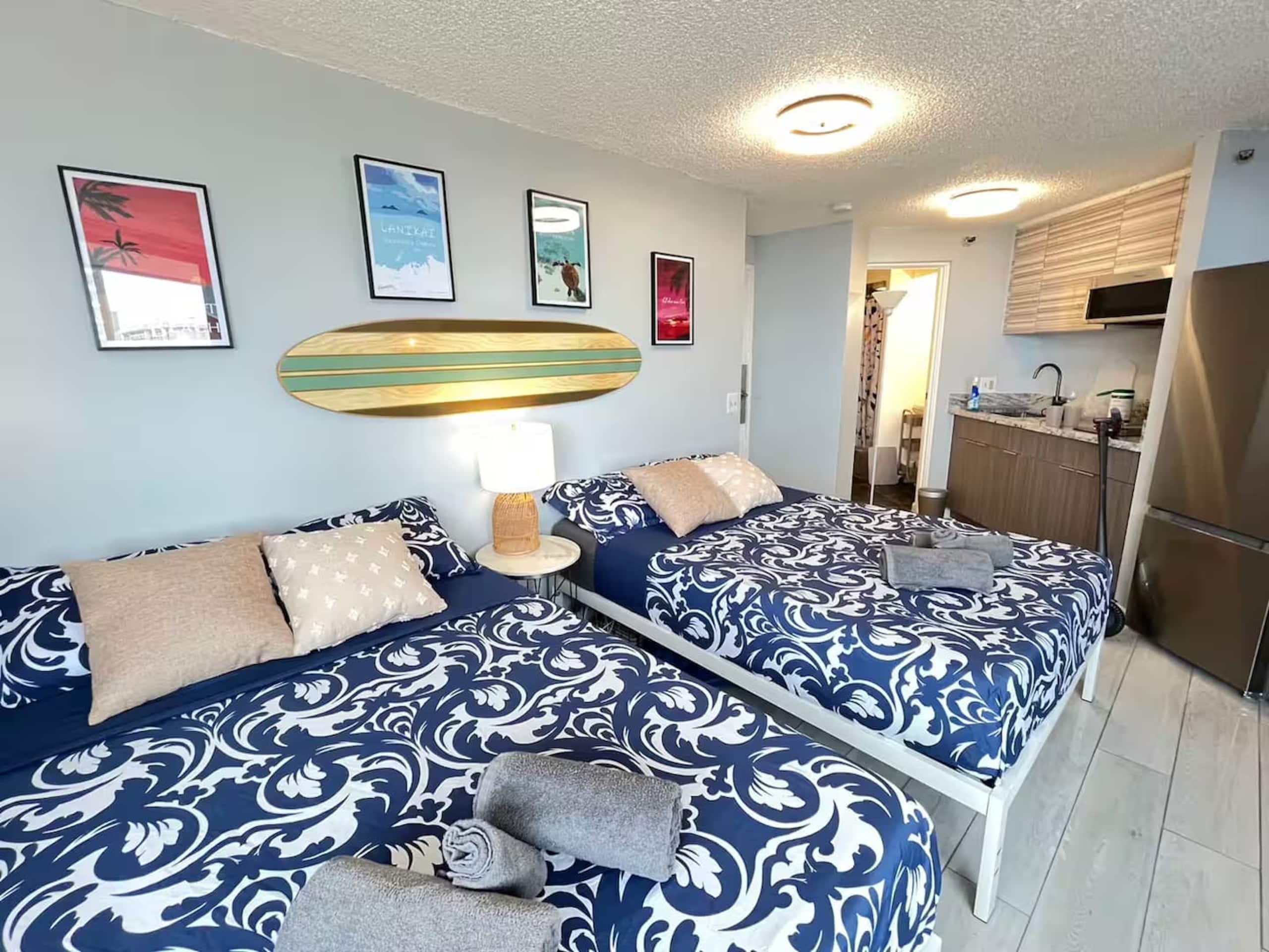 Condo in Honolulu · ★5.0 · 1 bedroom · 2 beds · 1 private bath - Image 14