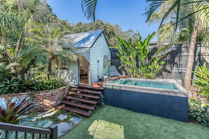 Trendy Retreat with Plunge Pool gallery image 2