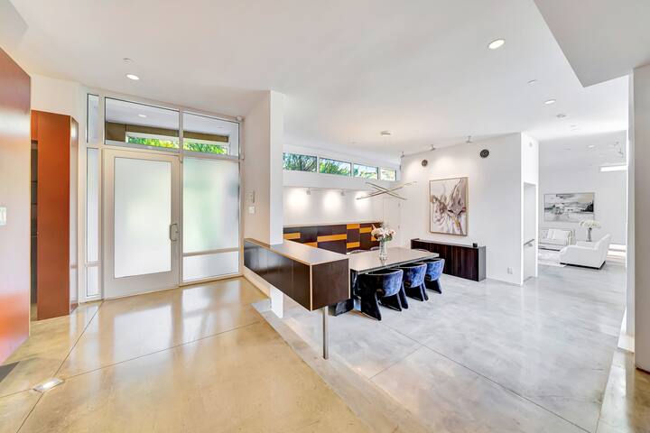 The Beverly Luxe Retreat gallery image 3