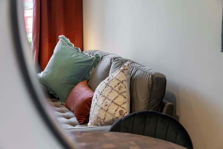 2 Bedroom House Sleeps 4 In Dunfermline - Linlithgow Palace