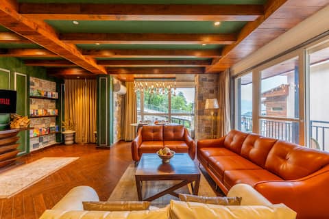 Muse on the Hill by Sama Homestays | Lux 4BR Villa