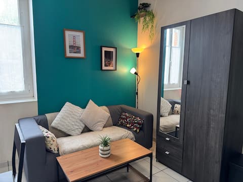 Top performing Airbnb: Studio 3a ground floor in Breil Barberie