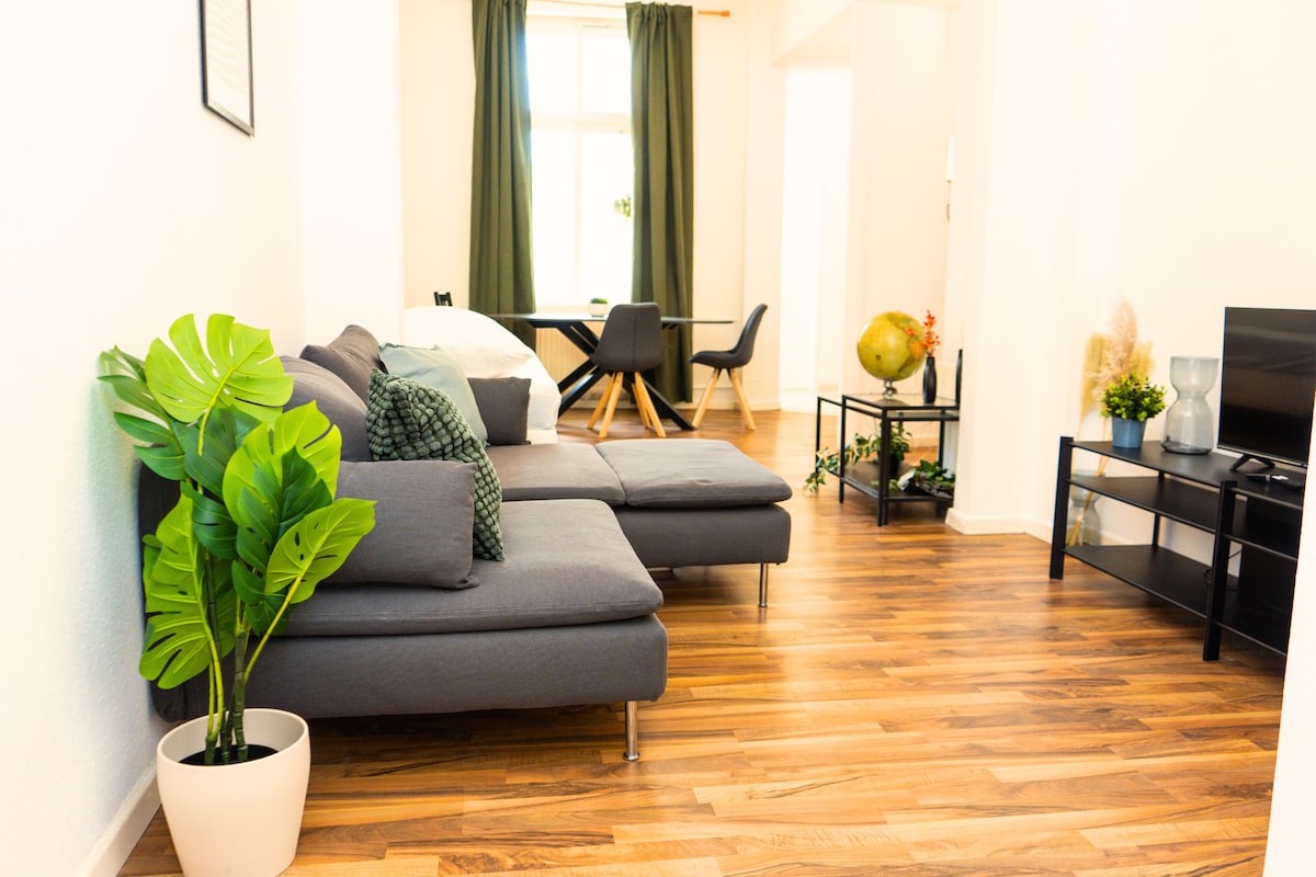 Popular Airbnb listing: unique: suite | kitchen | 2 beds | wifi in Hemelingen