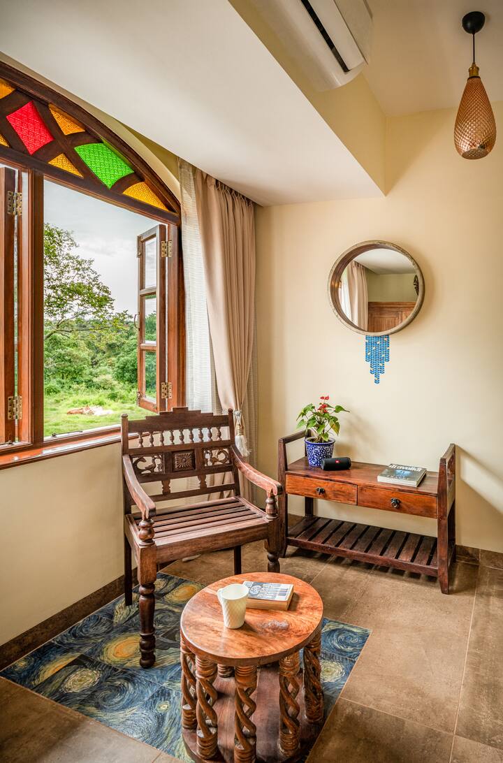Living room image 3
