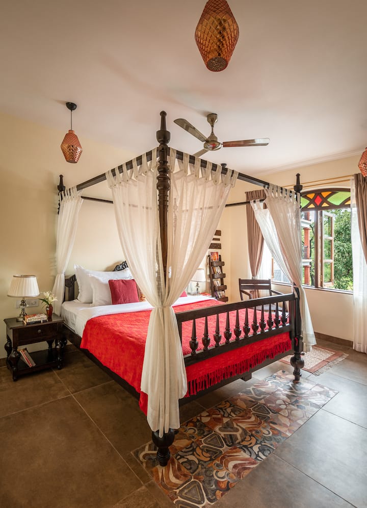 Bedroom 1 image 3