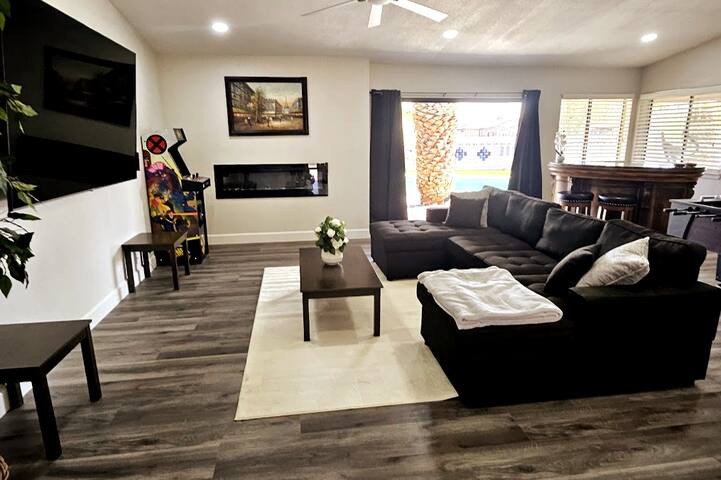 Luxury Haven: Elegance Redefined gallery image 3