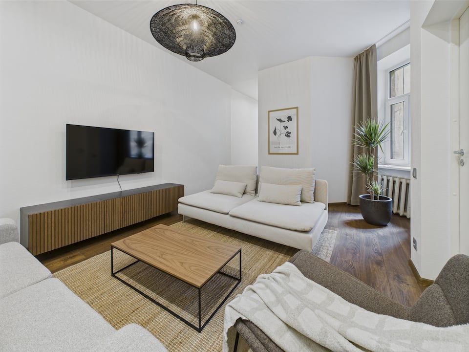 Raw & Refined | 2BR Old Town Apartment — foto 1