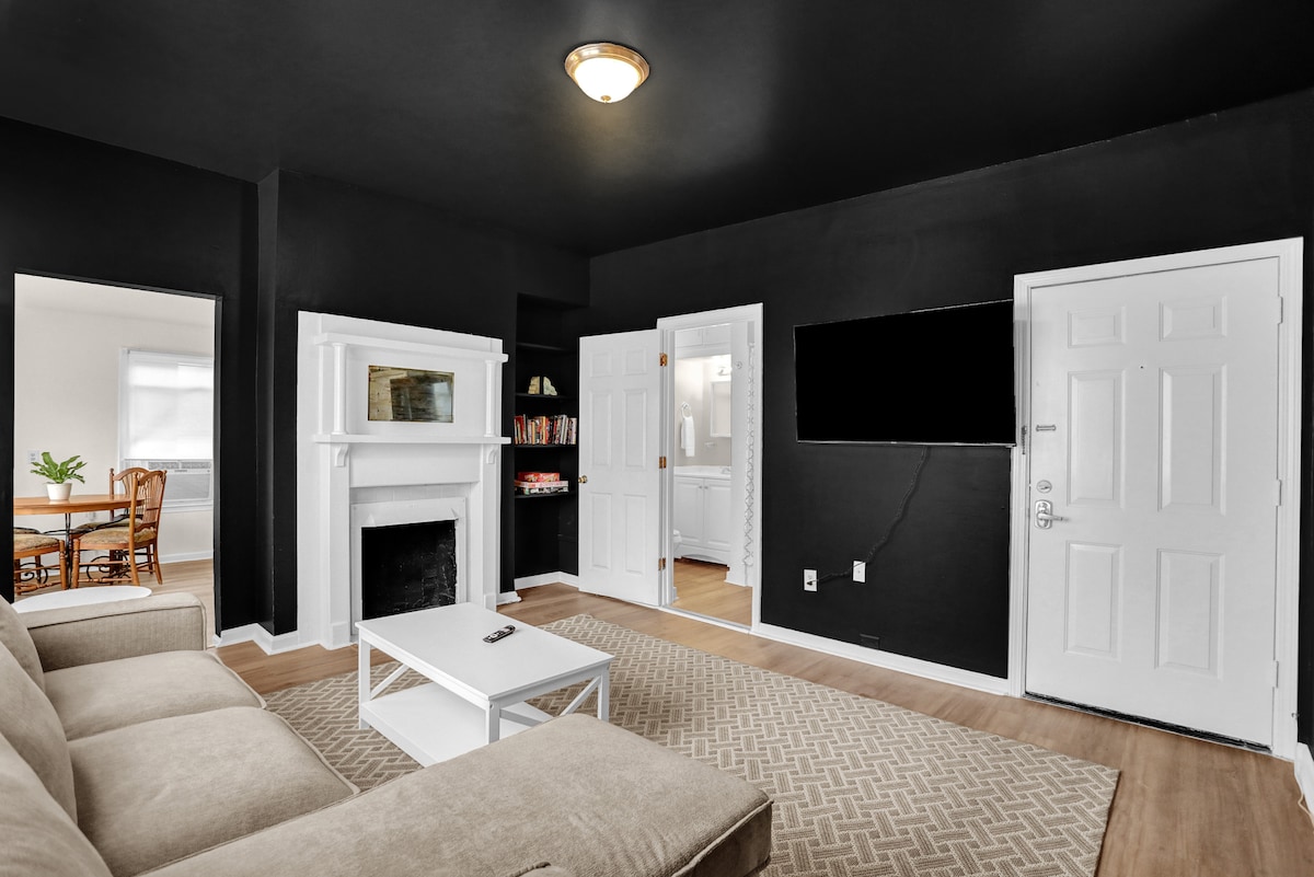 Successful Airbnb property: The Hideaway@Overton Grove in Idlewild