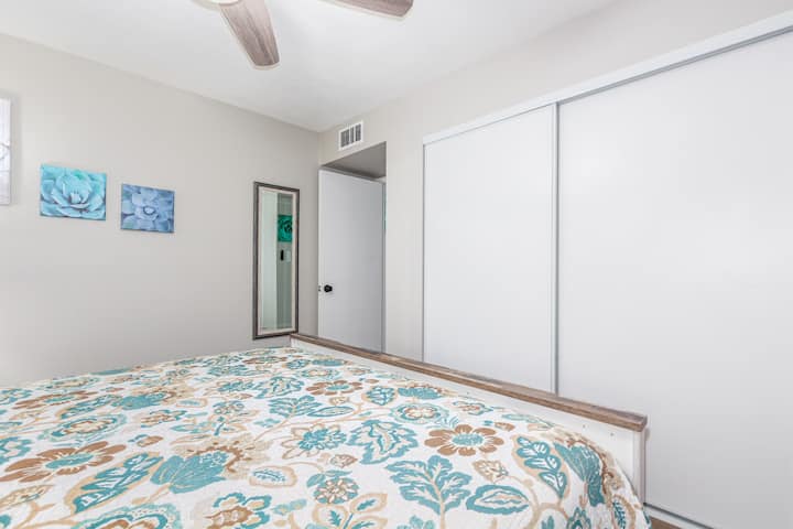 La chambre Agave Guest King dispose d'un très grand espace de rangement.