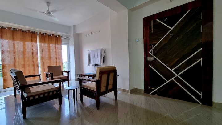 A Quiet Shalom House & Wi-fi - Guwahati