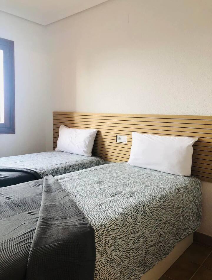 Dhomë gjumi 2