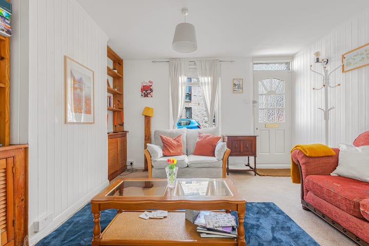 Cosy Garden Home - Canterbury