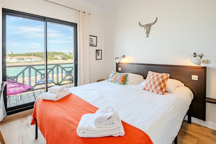 Hôtel Face Au Fleuve, à Proximité Des Plages - Mimizan