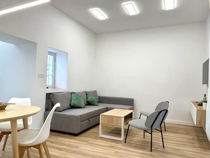 Apartamento Moderno Con Terraza - Puerto Real