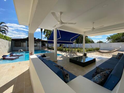 Luxury House For Your Family.