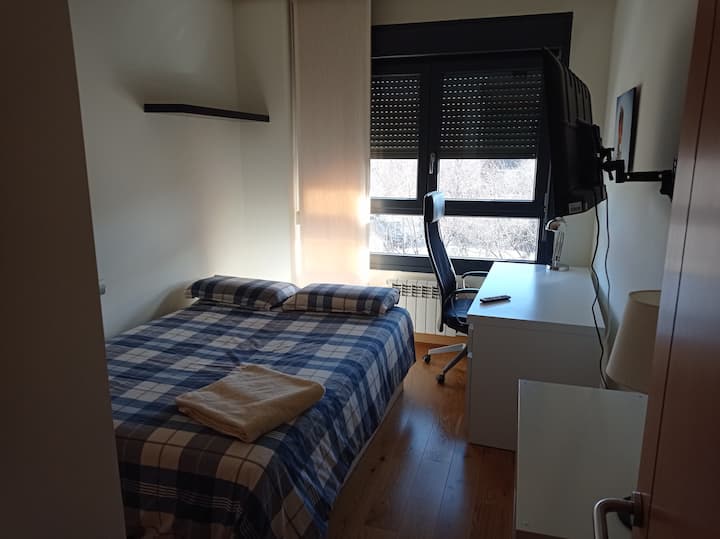 spálňa č.2, 135*190 cm posteľ