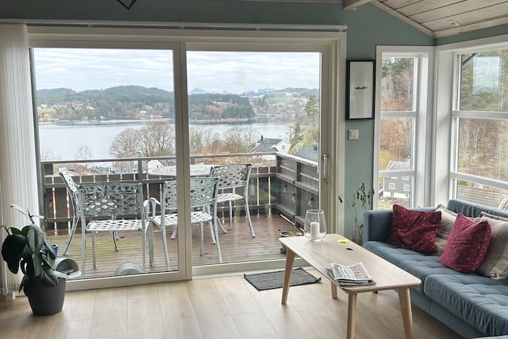 Large House With Beautiful View - Bergen