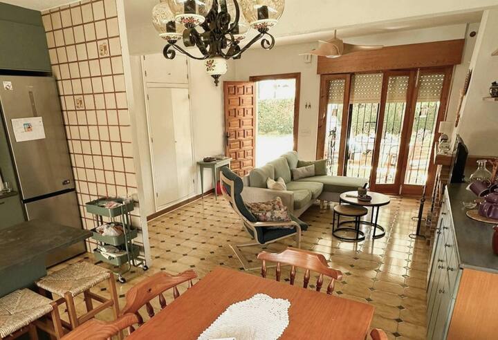 Villa Rabesma. Cabo Roig,
A 5 Min A Pie De Playas - Cabo Roig