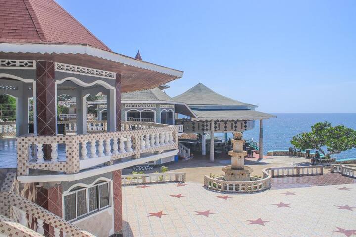 Kaisers Sunset Hotel managed Airbnb listing 2