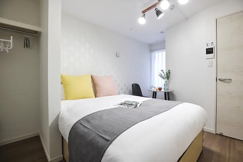 8-minute walk from the nearest station / no elevator / excellent access to Asakusa and Skytree / Dor