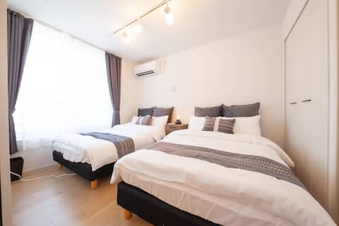 3 minutes to the nearest station/Within walking distance to Takadanobaba/Room without elevator/LL Ga