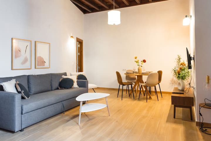 Creaciona In S.L.U managed Airbnb listing 1