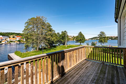 Top performing Airbnb: Apartment in Arendal by the beach in Arendal