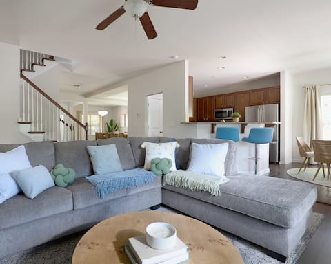 Top performing Airbnb: Sleeps 16 · 5BR · Weddings · Crews · Near UNCC in Charlotte